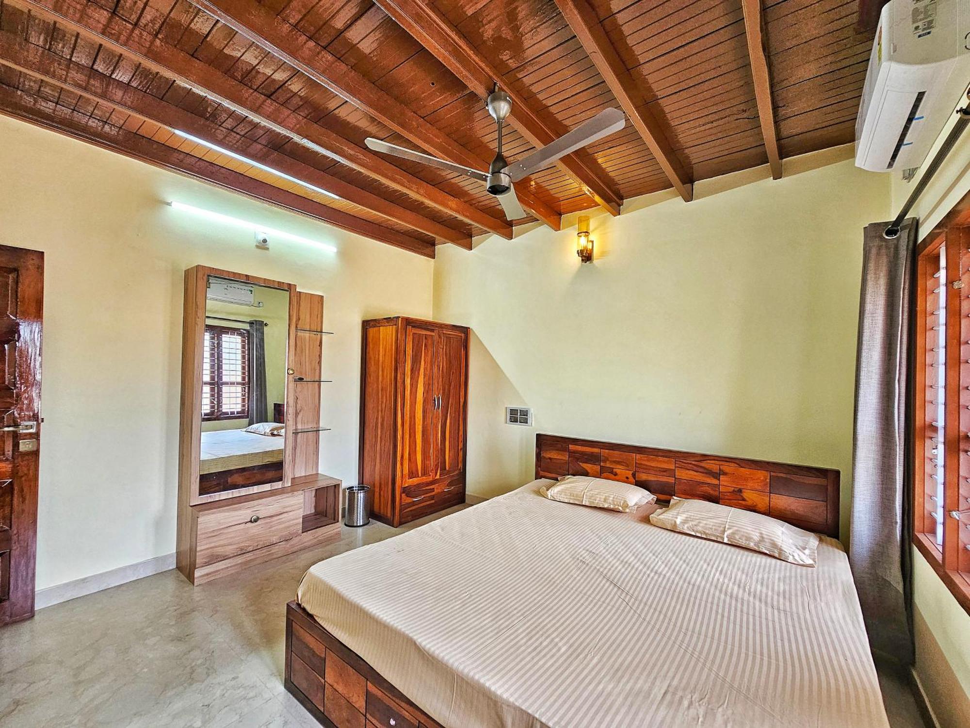 Veda Villa Kundapura Bagian luar foto