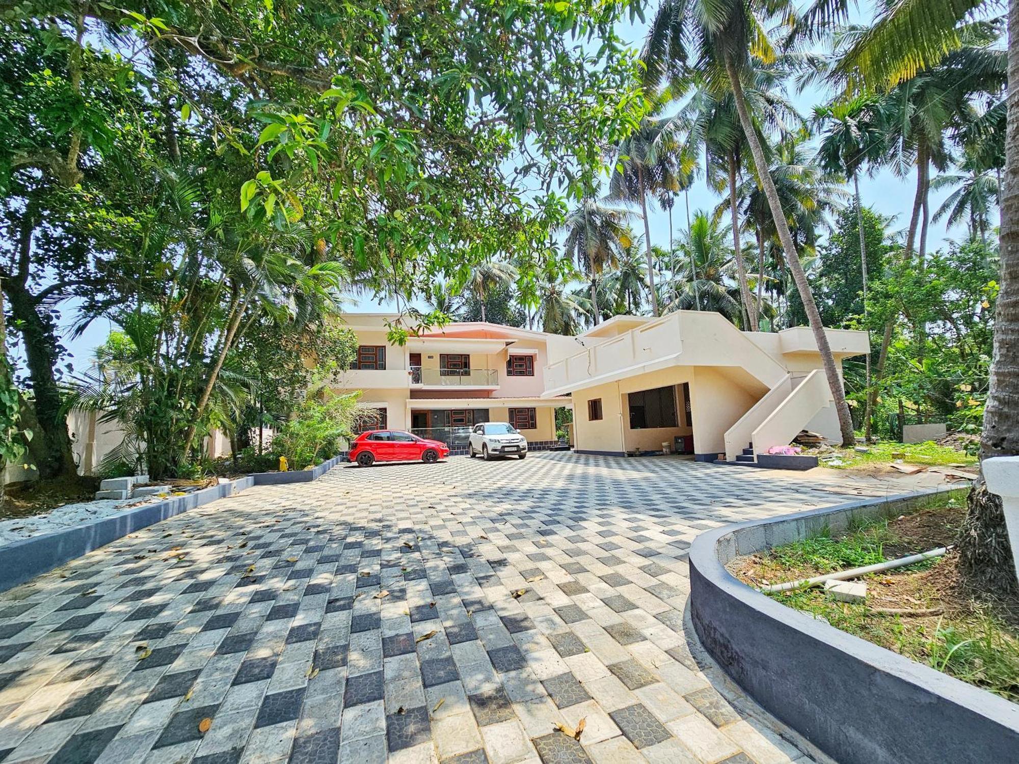 Veda Villa Kundapura Bagian luar foto